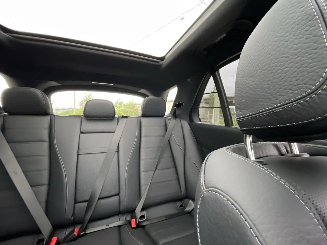 Mercedes-Benz GLE снимка Mercedes-Benz GLE
