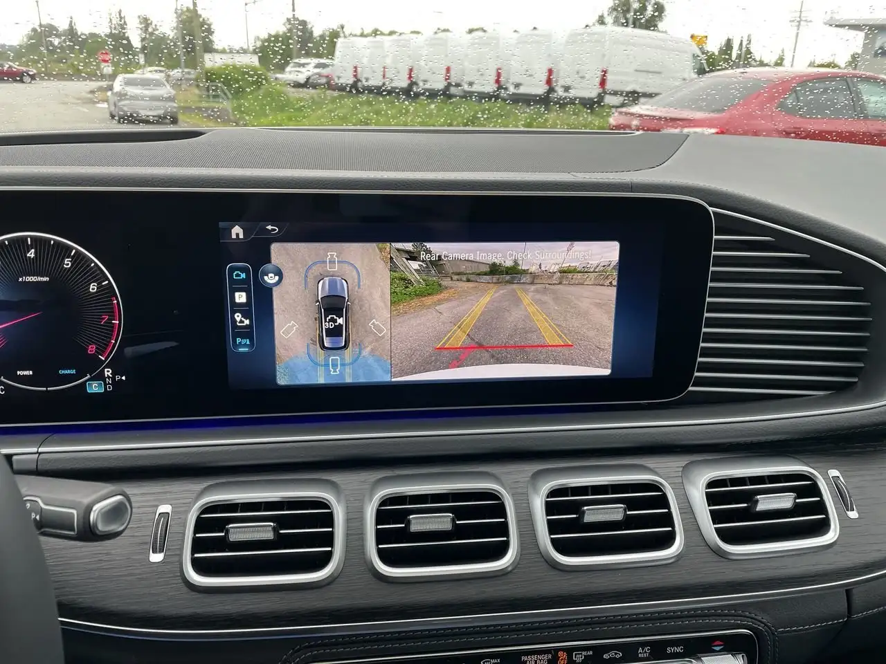Mercedes-Benz GLE снимка Mercedes-Benz GLE