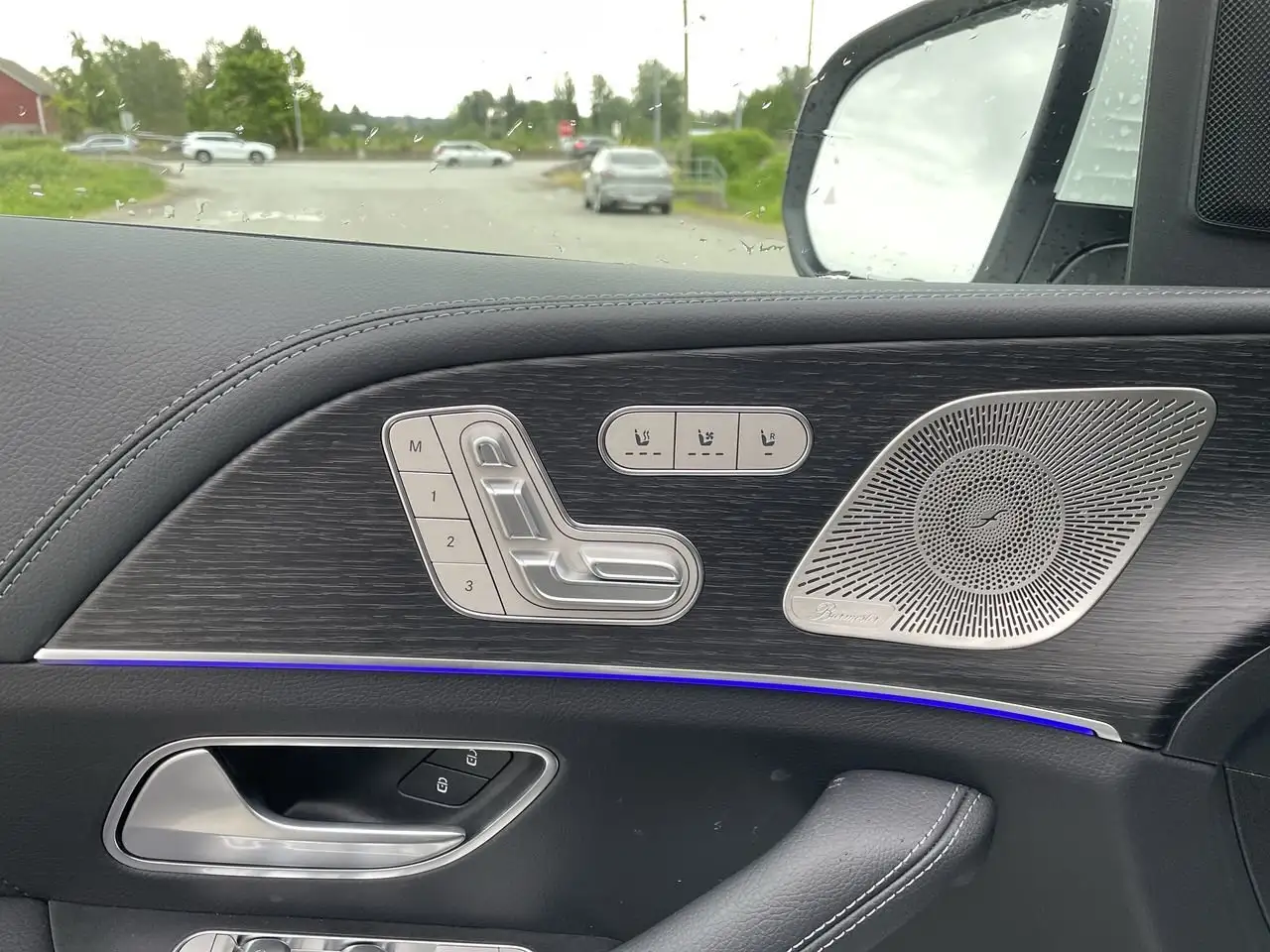 Mercedes-Benz GLE снимка Mercedes-Benz GLE