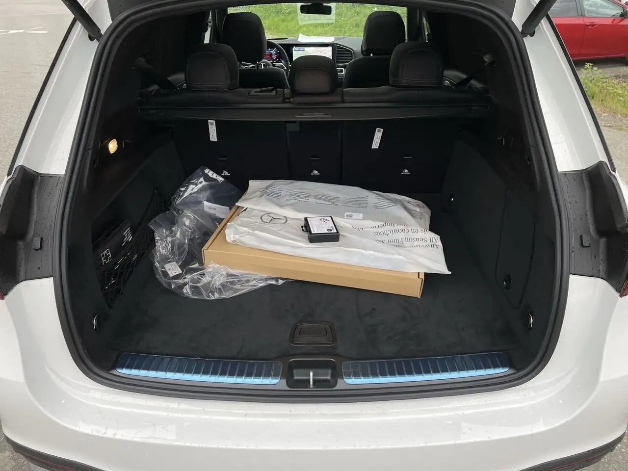 Mercedes-Benz GLE снимка Mercedes-Benz GLE