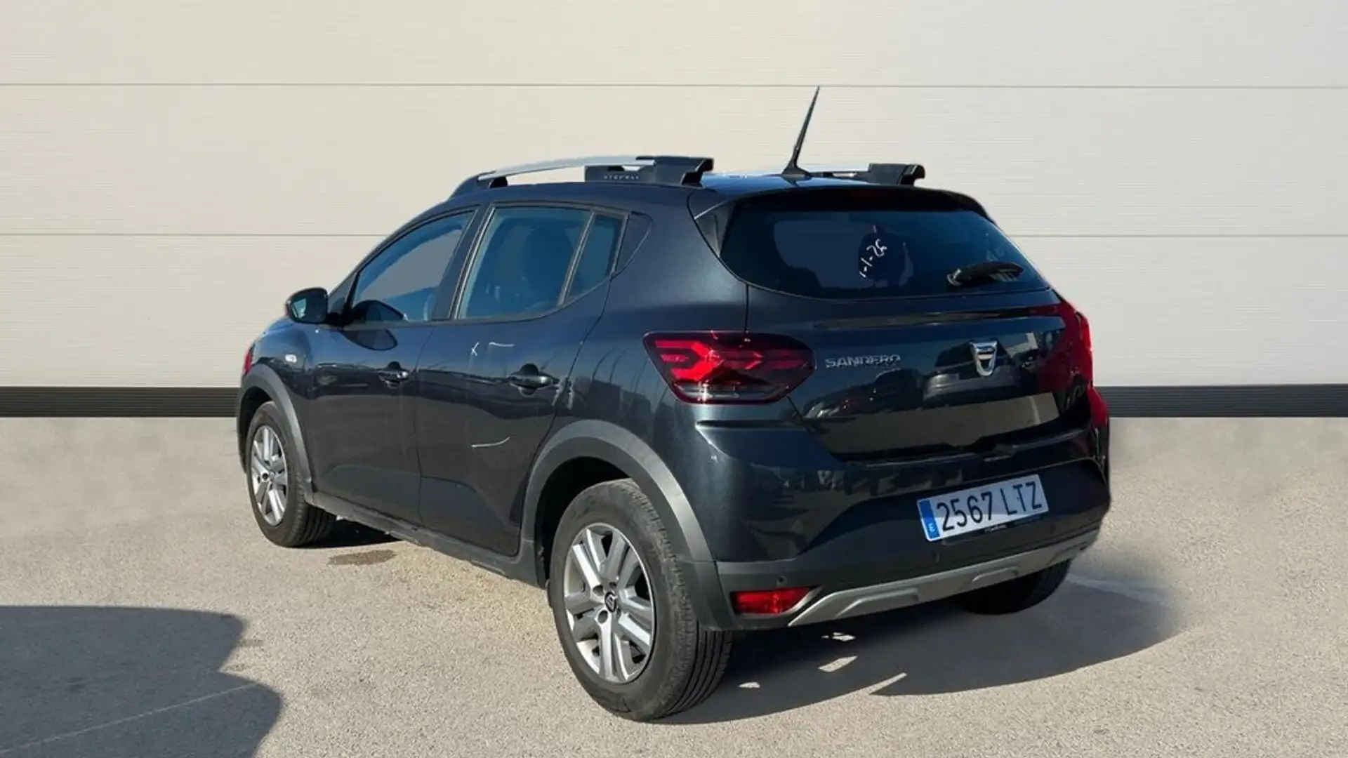 Dacia Sandero Stepway TCe Comfort 67kW Gris - 2