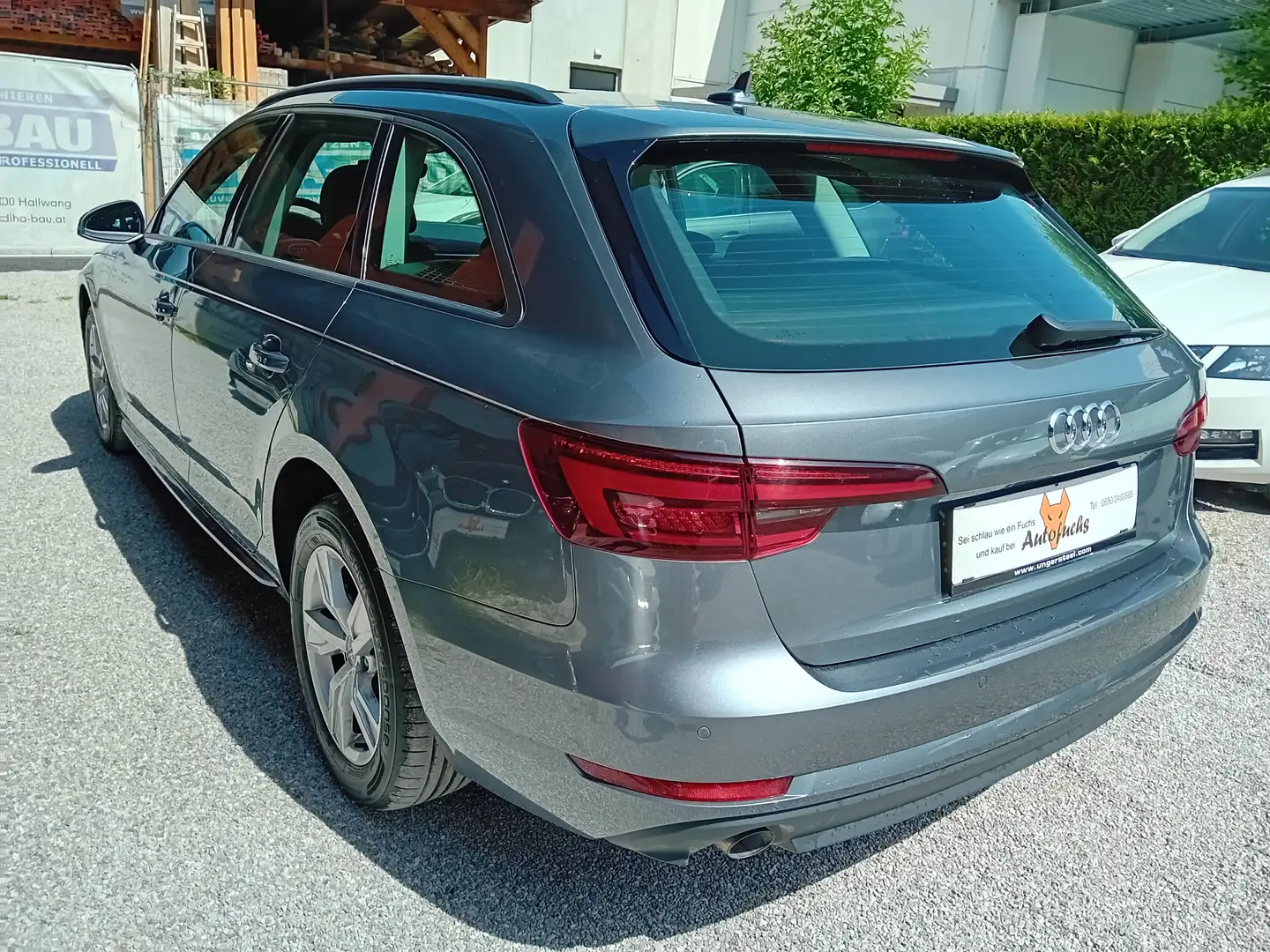 Audi A4 2,0 TDI Avant Quattro * AHK, LED, Navi, PDC, usw.* Grau - 2