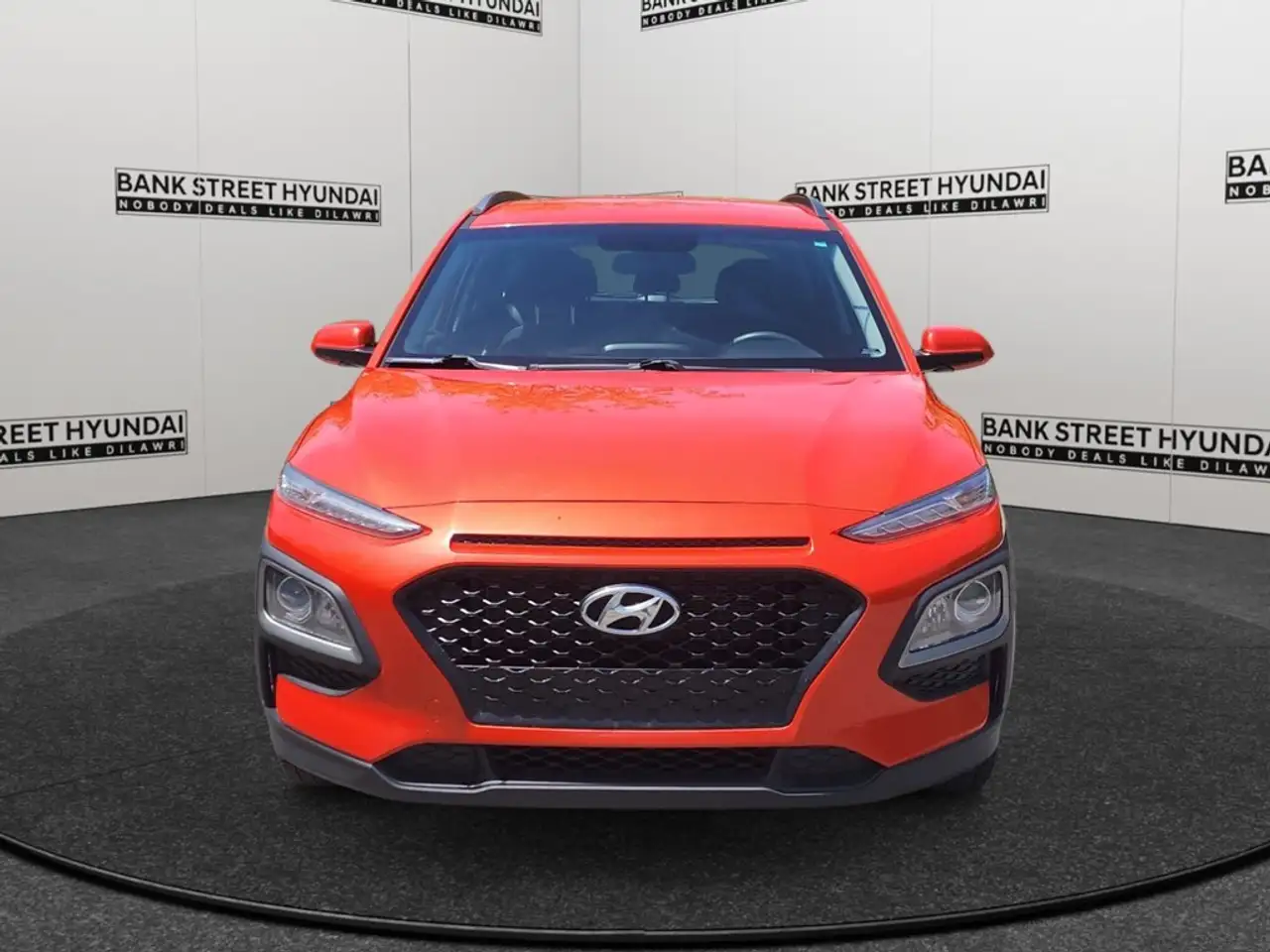 Hyundai KONA снимка Hyundai KONA