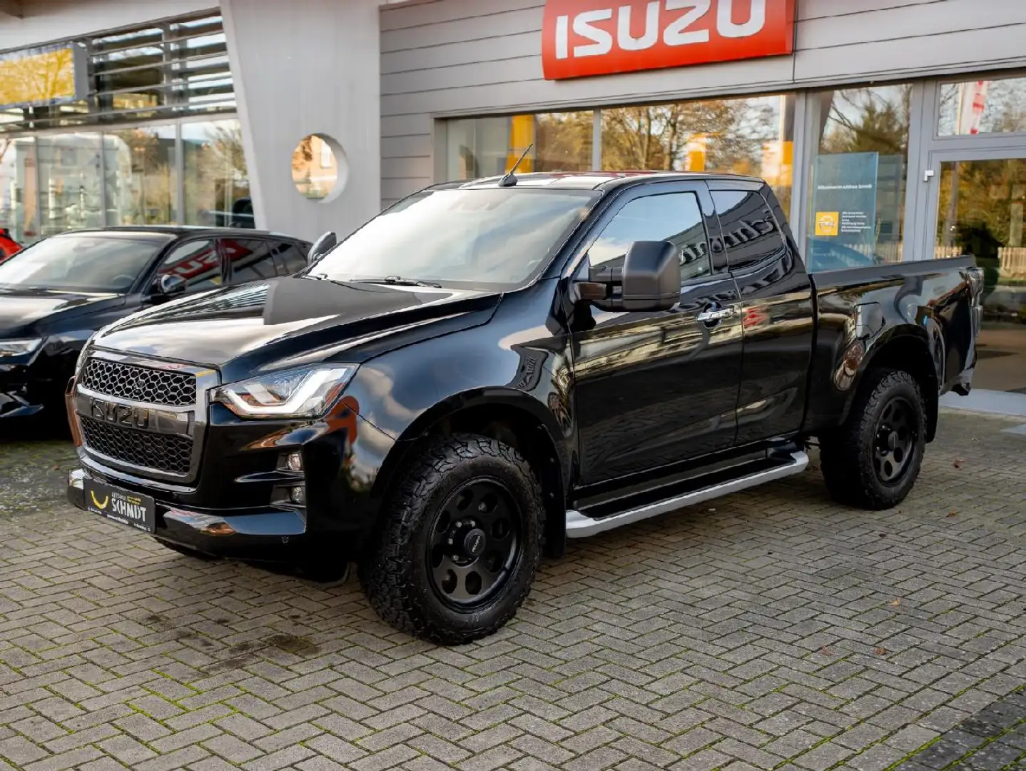 Isuzu D-Max Space Cab LSE Wohnkabine Чёрный - 2