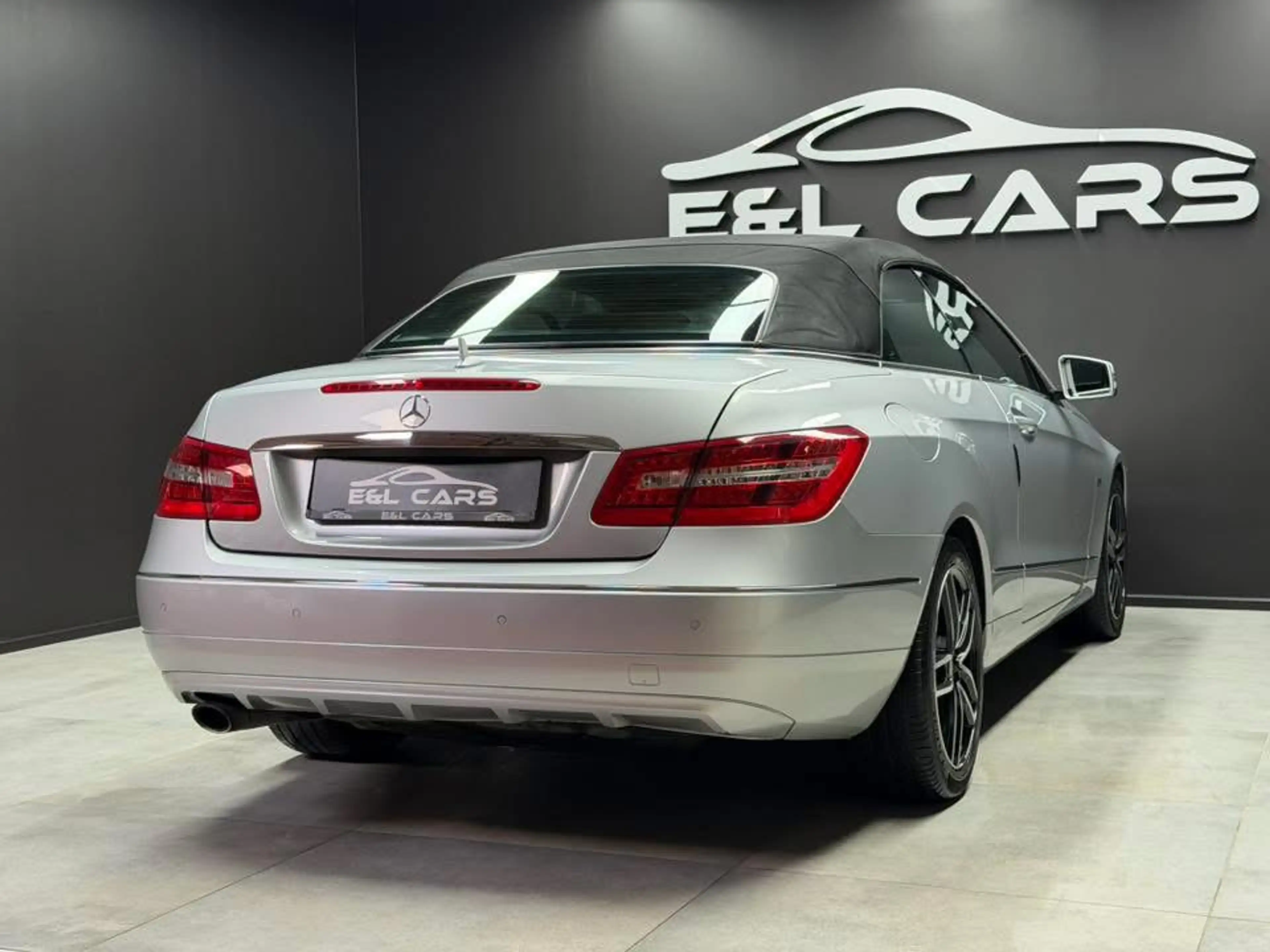 Mercedes-Benz E 250 CABRIOLET E 250 CGI **12 mois de garantie** — photo 6