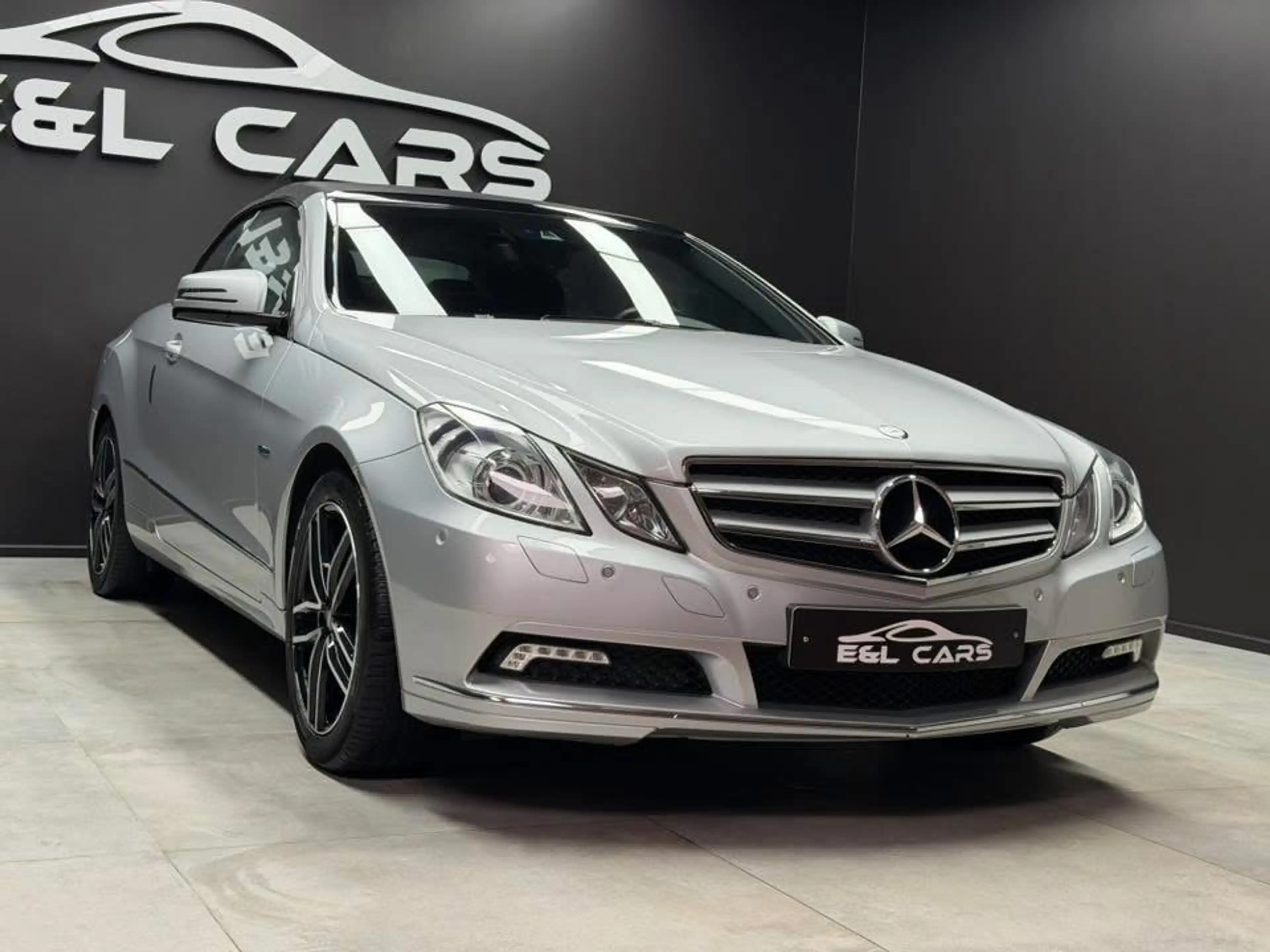Mercedes-Benz E 250 CABRIOLET E 250 CGI **12 mois de garantie** — photo 4