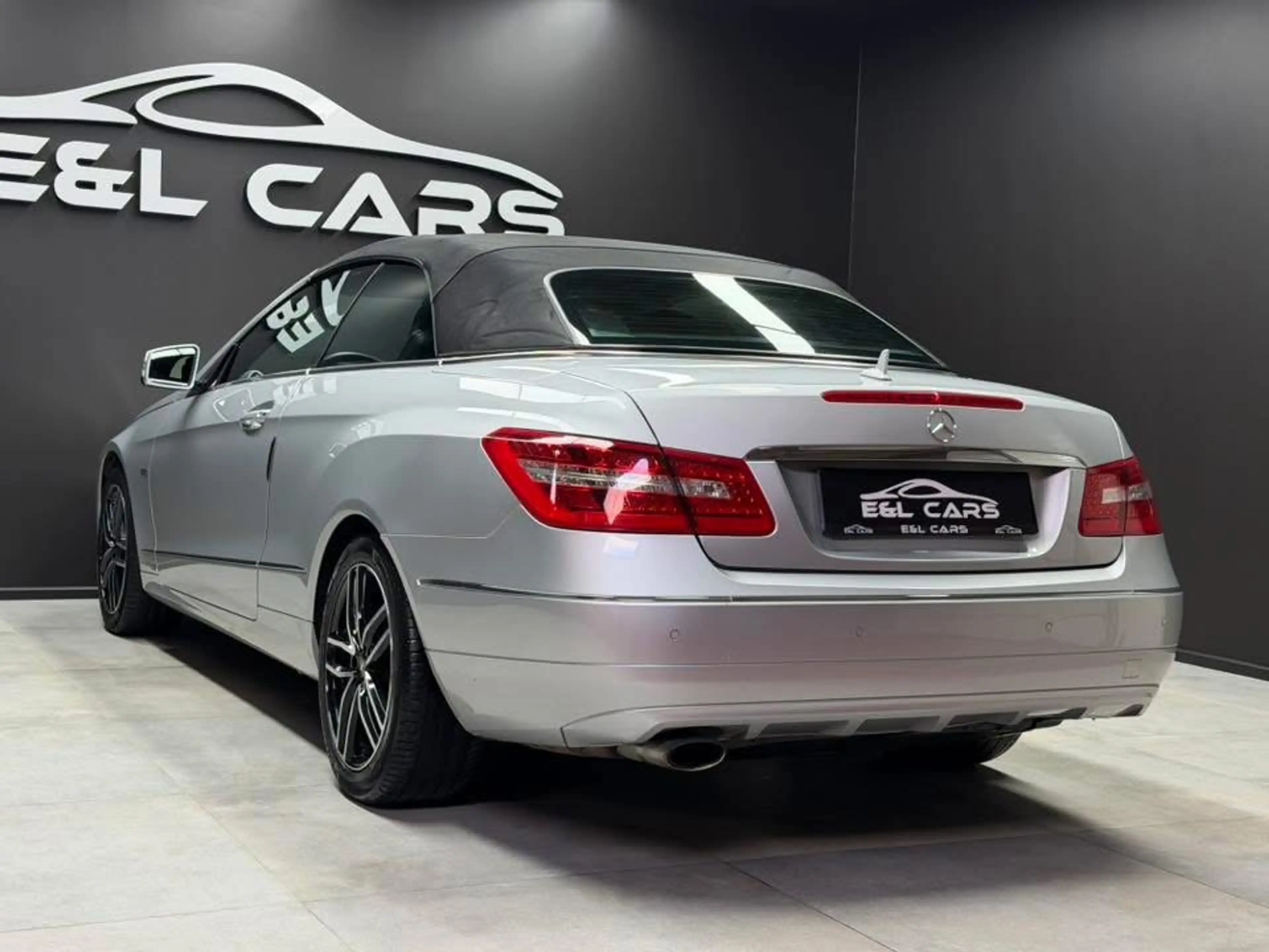 Mercedes-Benz E 250 CABRIOLET E 250 CGI **12 mois de garantie** — photo 10