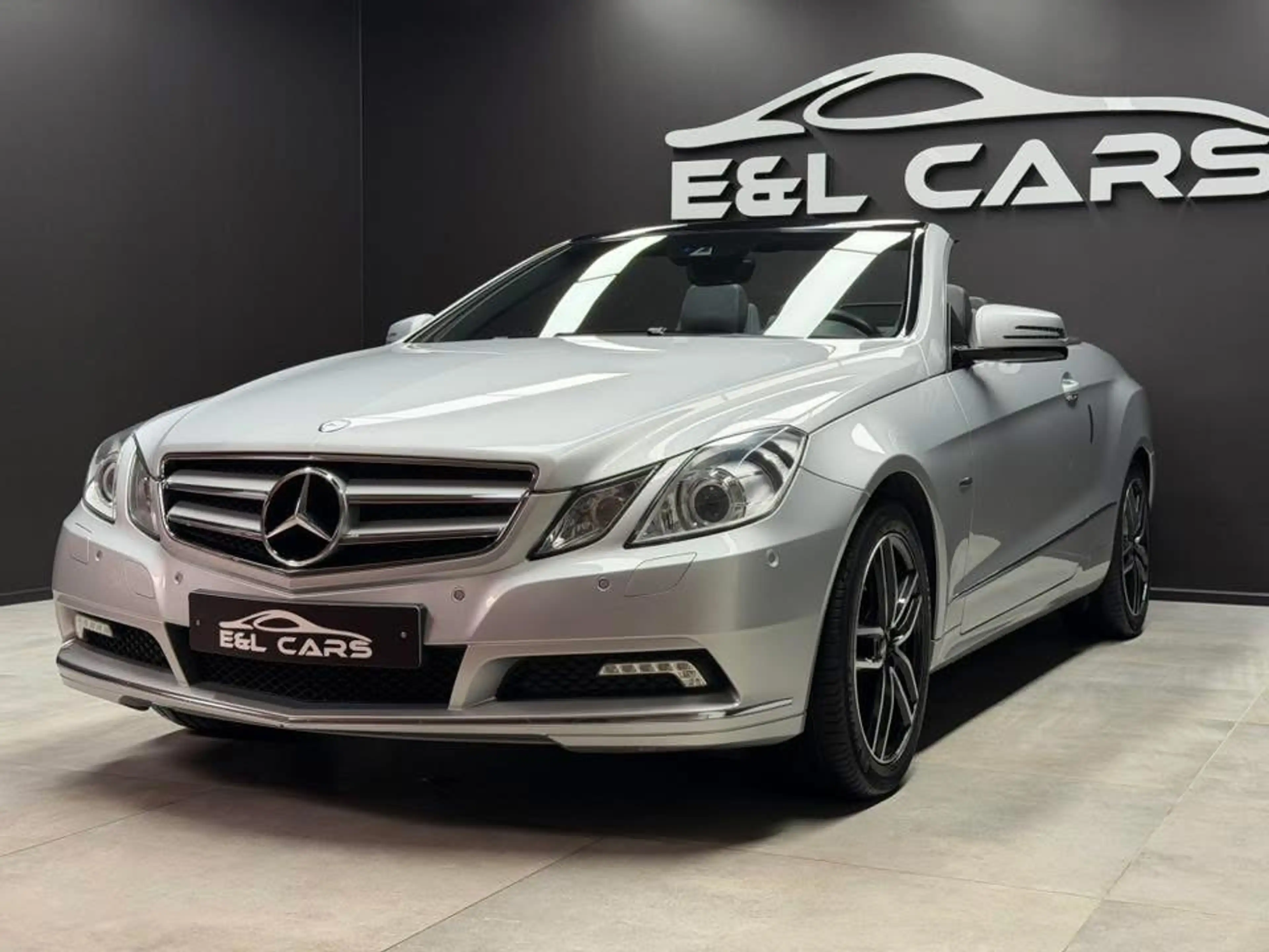 Mercedes-Benz E 250 CABRIOLET E 250 CGI **12 mois de garantie** — photo 2