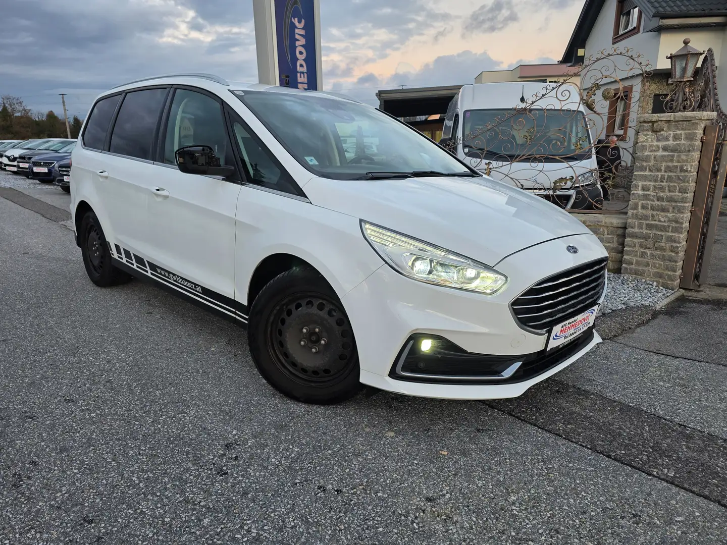 Ford Galaxy Titanium Weiß - 2