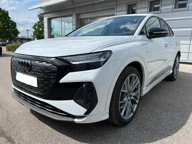 Audi Q4 e-tron Sportback 40 basis AHK MagRide Matrix S-Line 15...