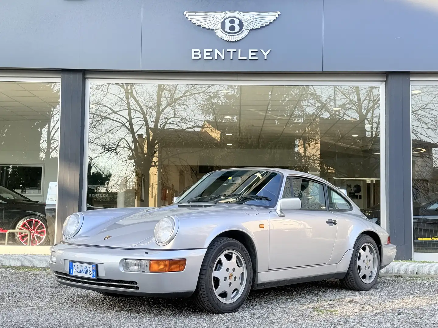 Porsche 964 Coupe 3.6 Carrera 4 Argent - 1