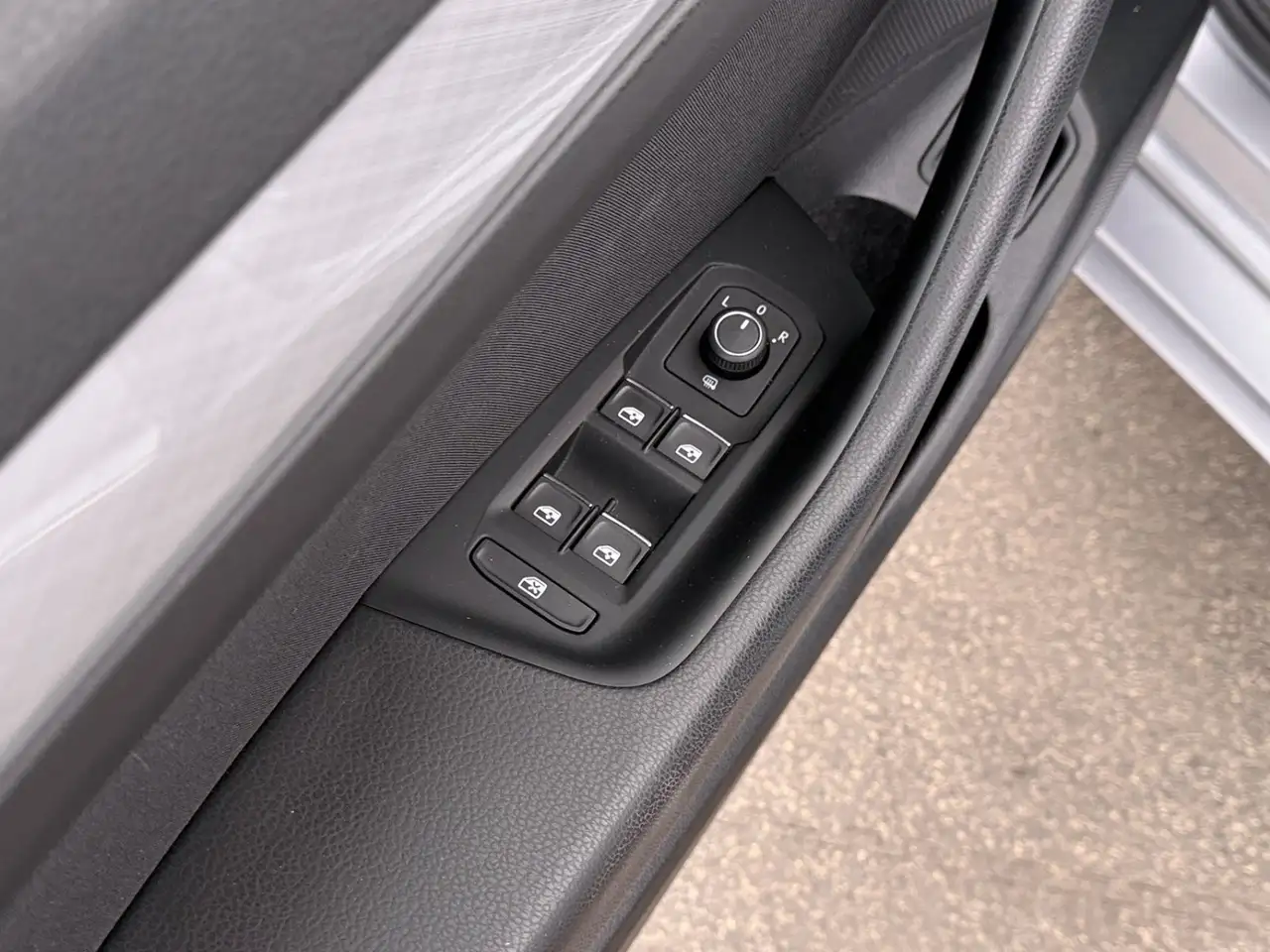 Volkswagen Passat 1.4 TSI GTE PHEV Aut LED AHK RADAR, миниатюра 24