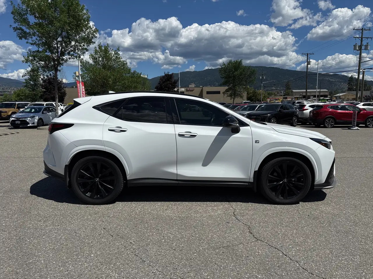 Lexus NX снимка Lexus NX