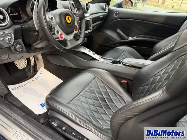 Ferrari California view 13