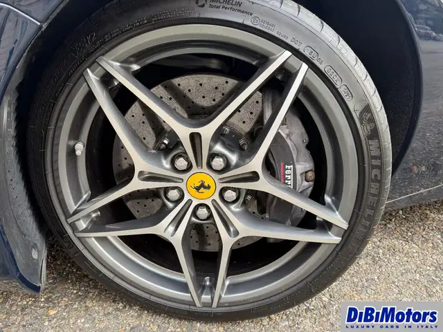 Ferrari California view 5