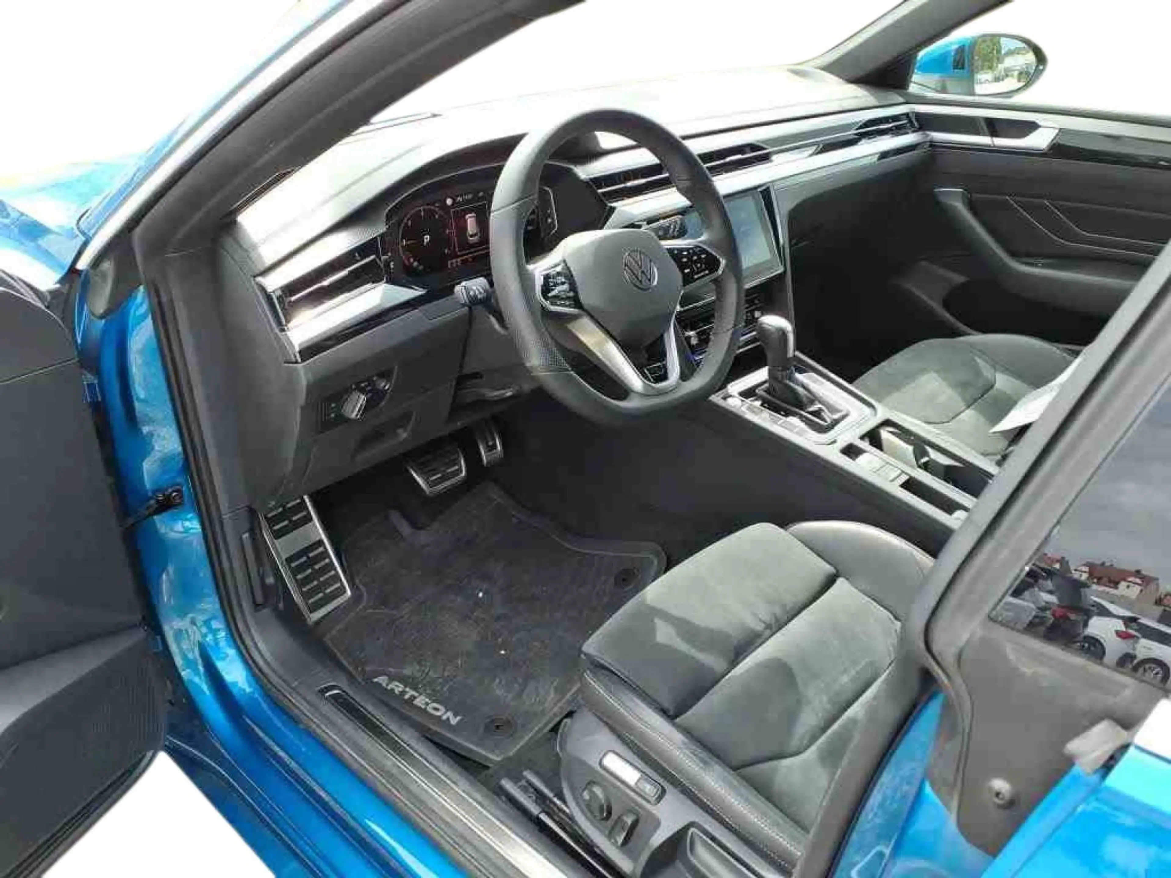 Volkswagen Arteon 2.0TDI R-Line 4Mo DCC 360° — photo 5