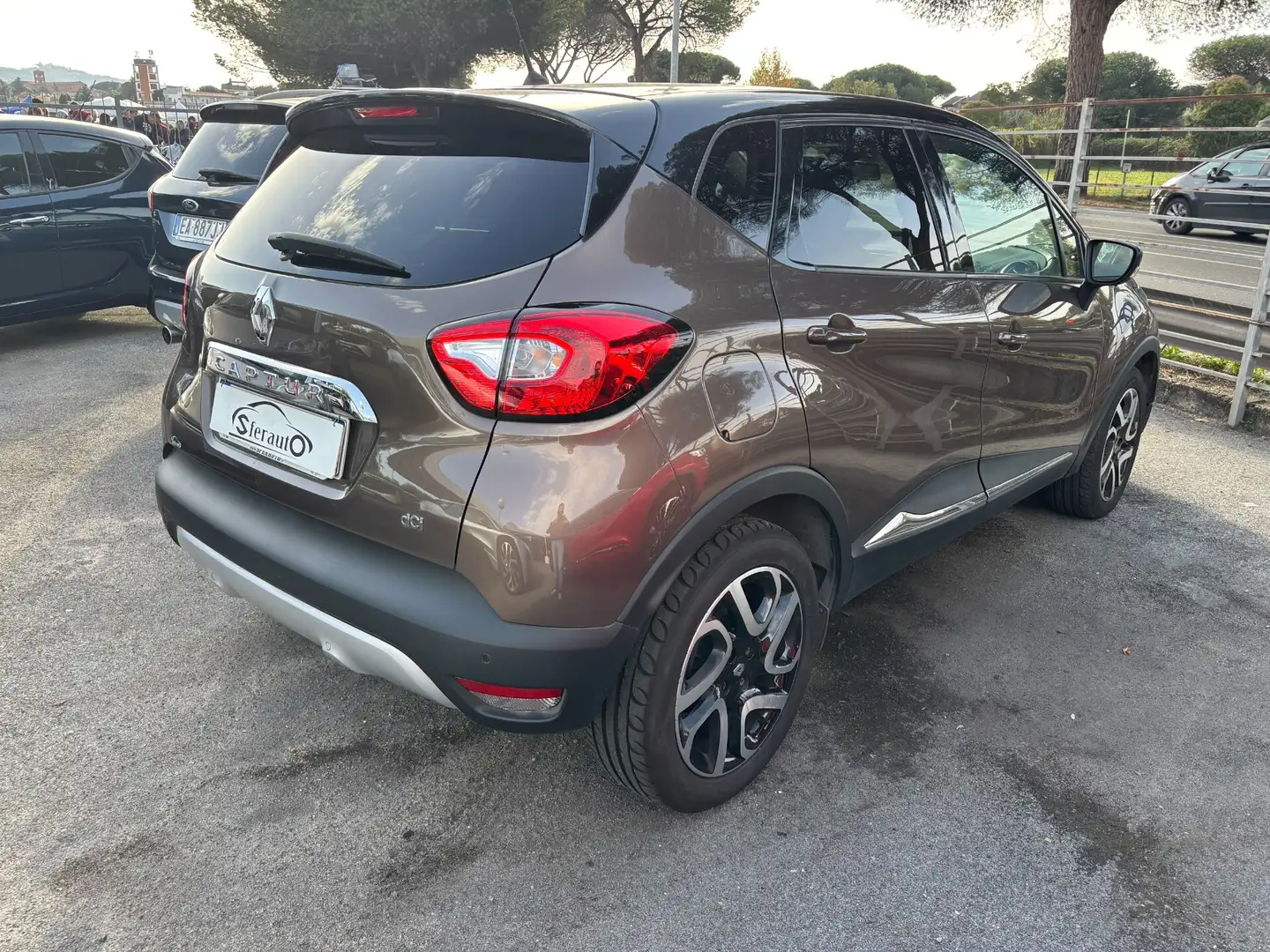 Renault Captur Captur dCi 8V 90 CV Start&Stop Energy Intens Bronze - 2