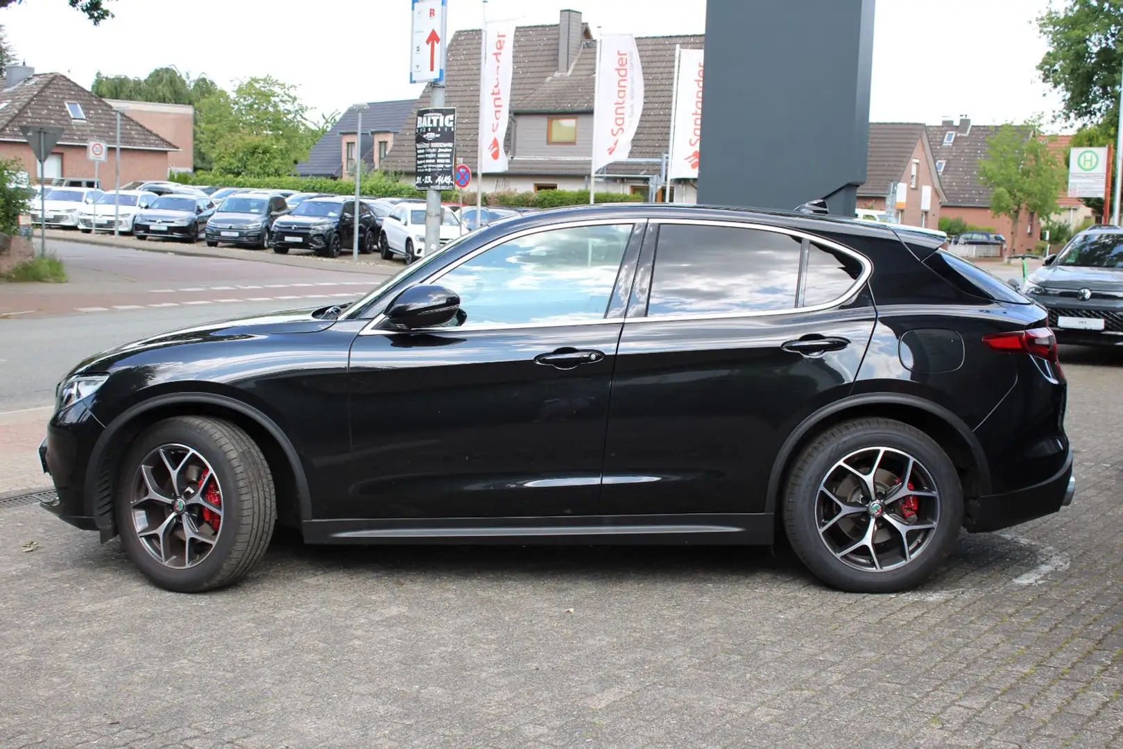 Alfa Romeo Stelvio 2.0 TURBO PANO*KEYLESS*LEDER*KAMERA Noir - 2