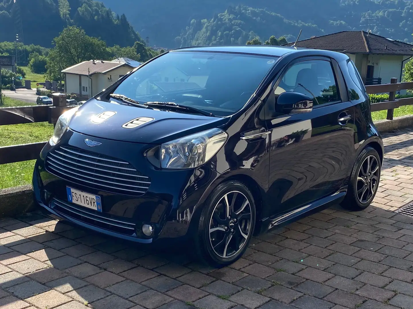 Toyota iQ iQ 1.3 Executive s Lilla - 1