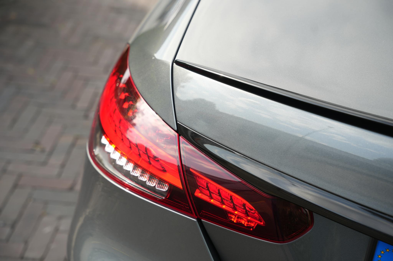 Mercedes-Benz E 300 e AMG Line AMG Panoramadak Adapt. Cruise Facelift — photo 32