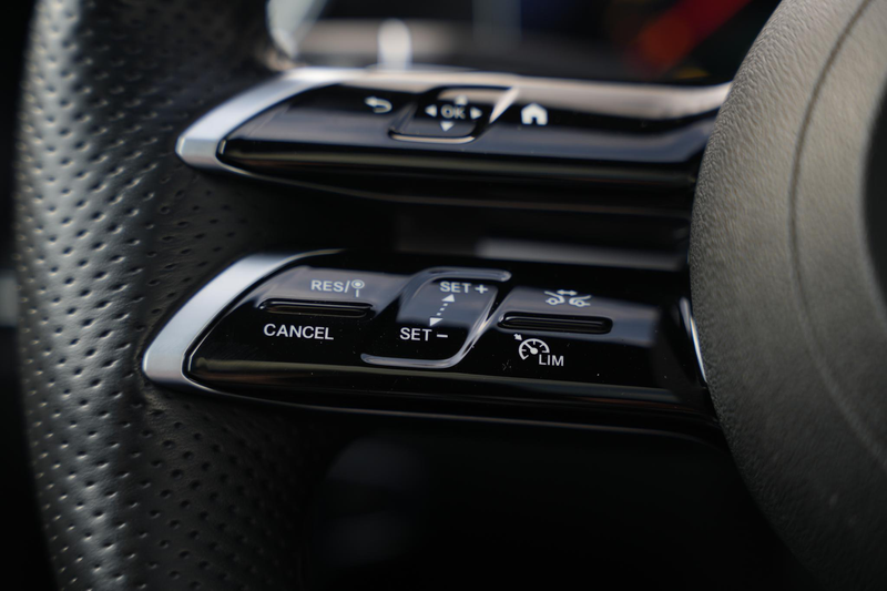 Mercedes-Benz E 300 e AMG Line AMG Panoramadak Adapt. Cruise Facelift — photo 25