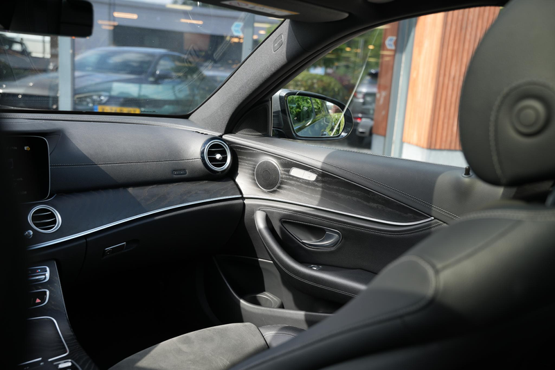 Mercedes-Benz E 300 e AMG Line AMG Panoramadak Adapt. Cruise Facelift — photo 13