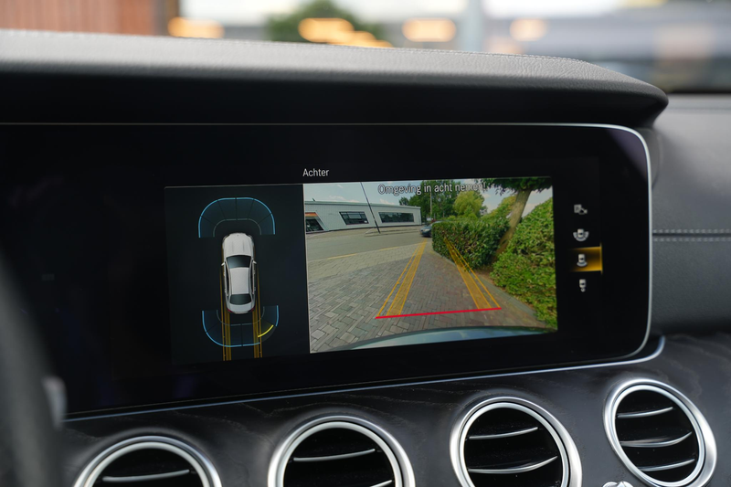 Mercedes-Benz E 300 e AMG Line AMG Panoramadak Adapt. Cruise Facelift — photo 29