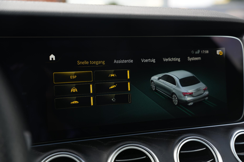 Mercedes-Benz E 300 e AMG Line AMG Panoramadak Adapt. Cruise Facelift — photo 31