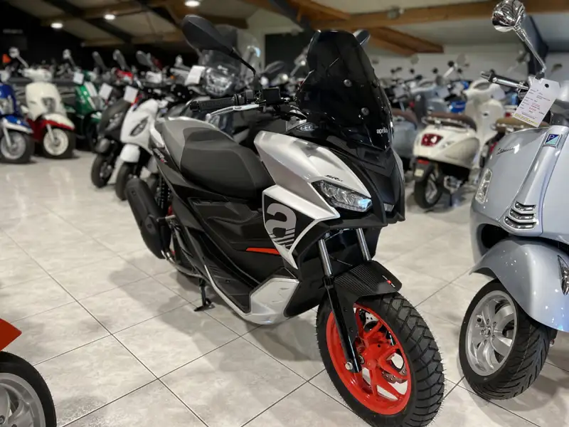 Aprilia SR 125 - foto 7