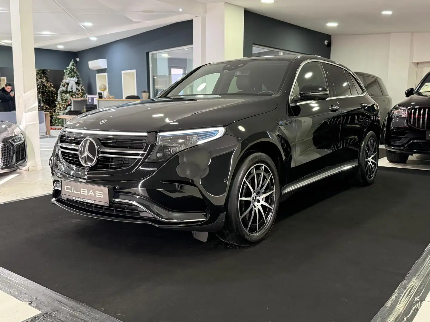 Mercedes-Benz EQC 400 4Matic AMG-LINE*DISTR*360*MEMORY*LED*AHK Schwarz - 2