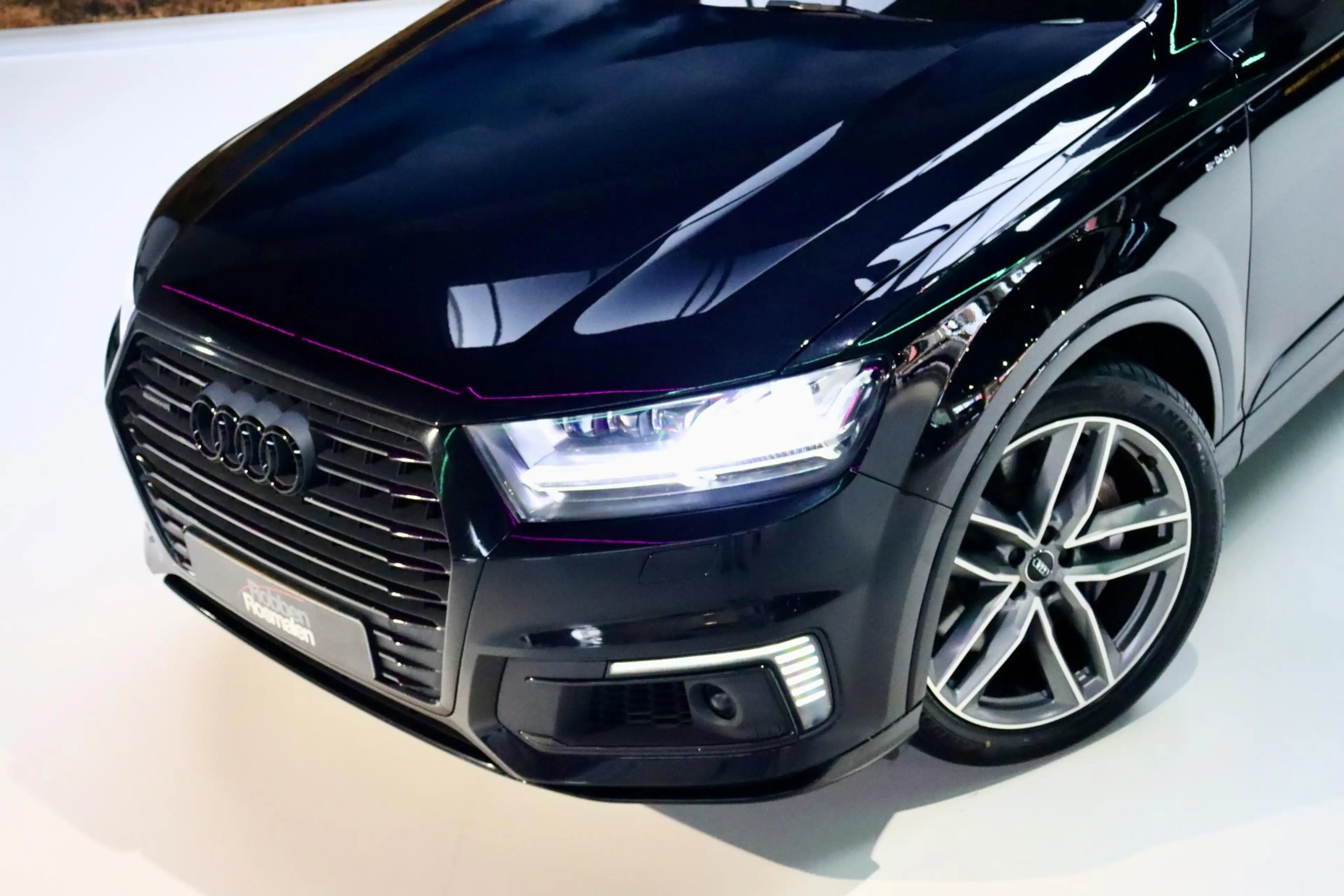 Audi Q7 e-tron 3.0 TDI Q Sport PANO|TrkHK|NL|MATRIX — photo 3