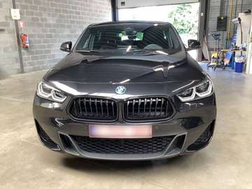 X2 xDrive25e Edition Goldplay