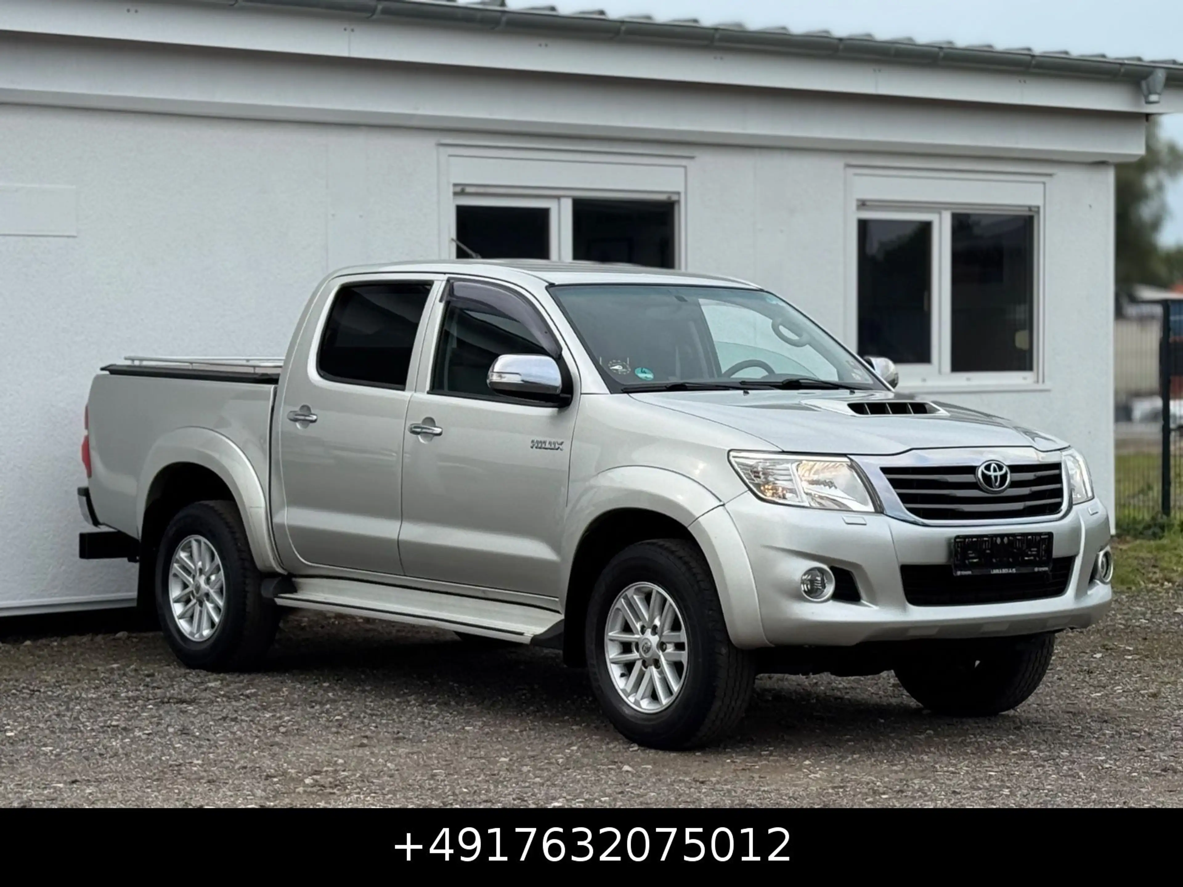 Toyota Hilux Double Cab 4x4 Manual Klimaaut. Shz SR5 — photo 6