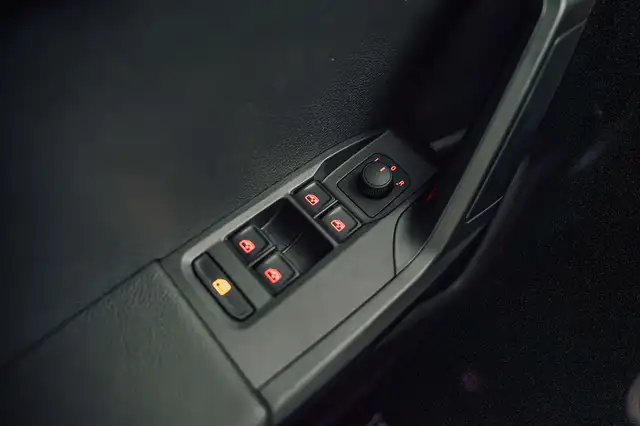 Seat Arona view 13