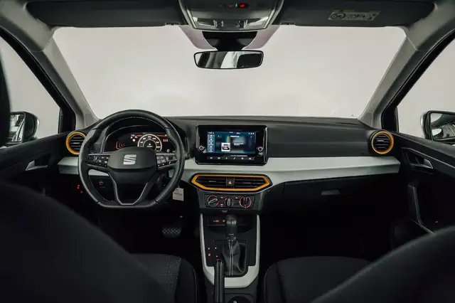 Seat Arona view 14