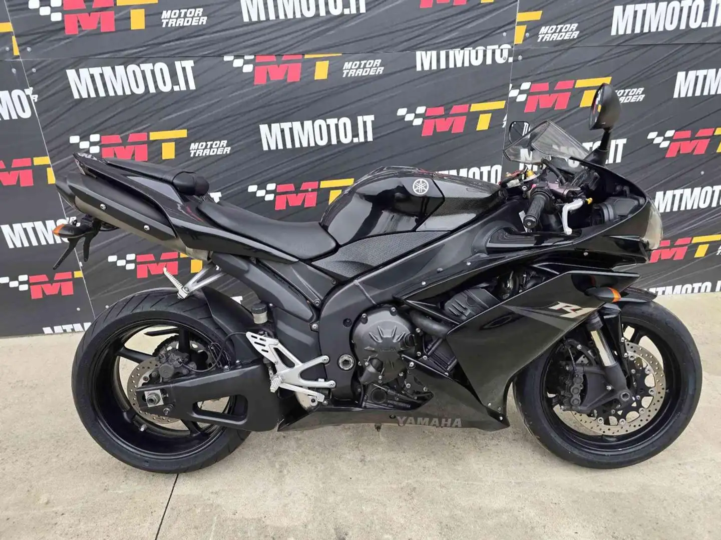Yamaha YZF-R1 Export solo Esportazione Nero - 1