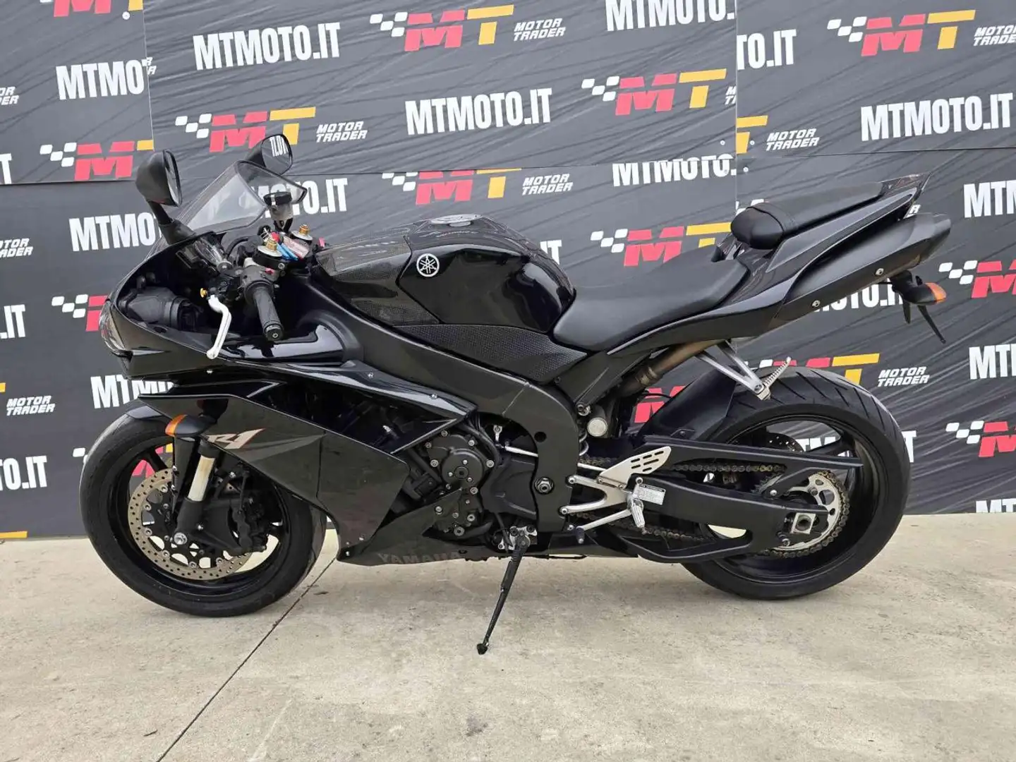 Yamaha YZF-R1 Export solo Esportazione Nero - 2