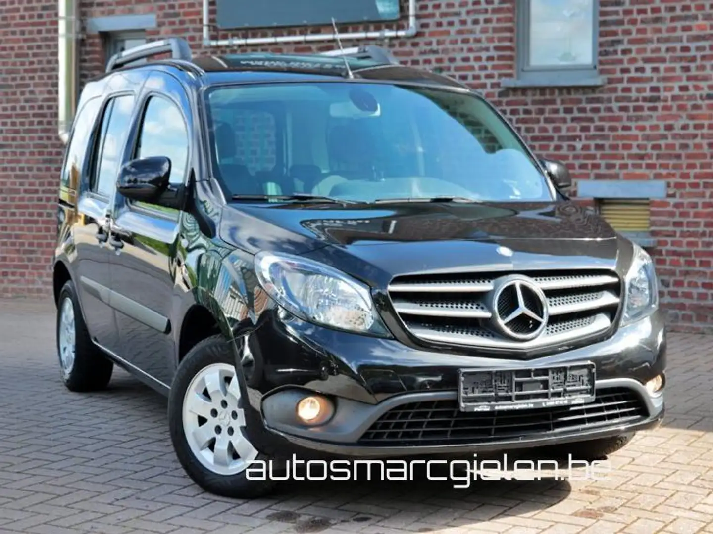 Mercedes-Benz Citan 1.5 CDI A2 BE Family, Zetelverwarming, Alu velgen Černá - 2