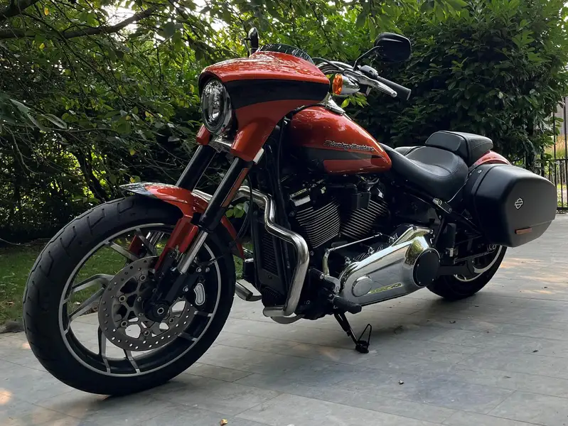 Harley-Davidson Sport Glide - foto 2