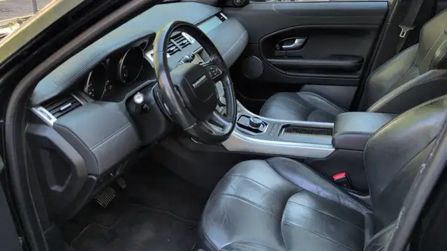 Land Rover Range Rover Evoque view 8