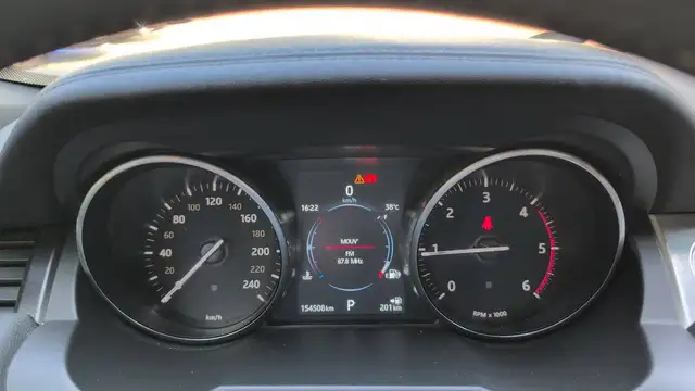 Land Rover Range Rover Evoque view 12