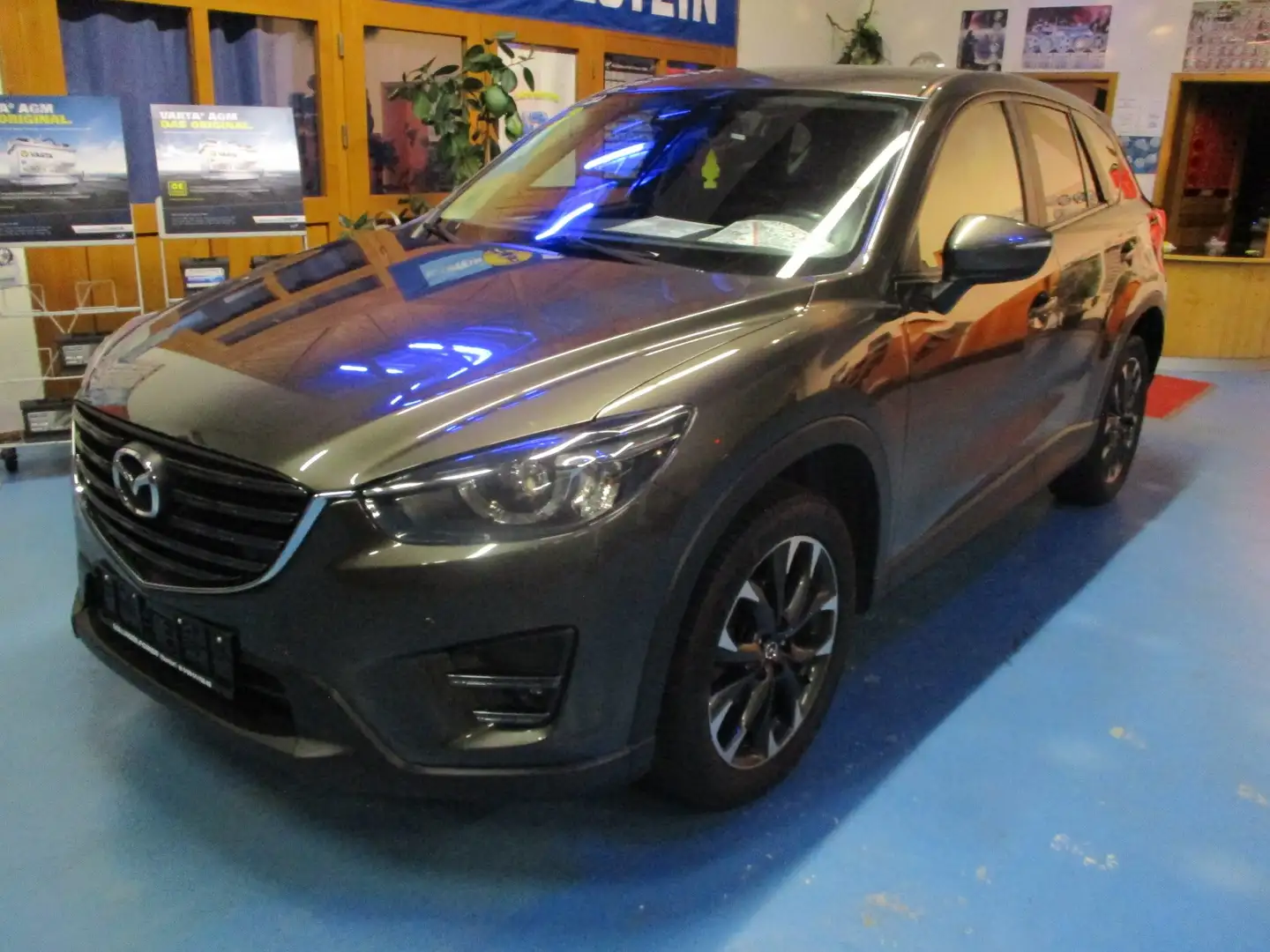Mazda CX-5 Exclusive-Line,Navi,Bi-Xenon,Kamera,Alu 19 Zoll Brązowy - 1