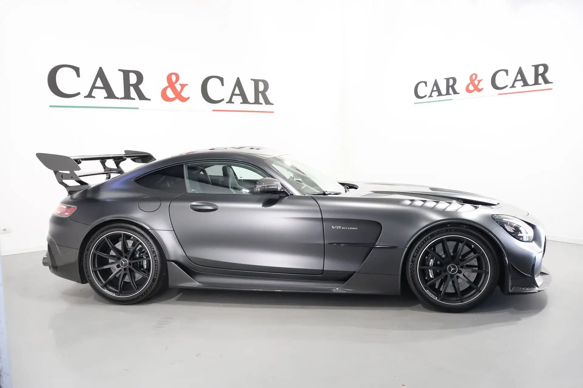 벤츠 AMG GT 2022 건메탈 사진 5