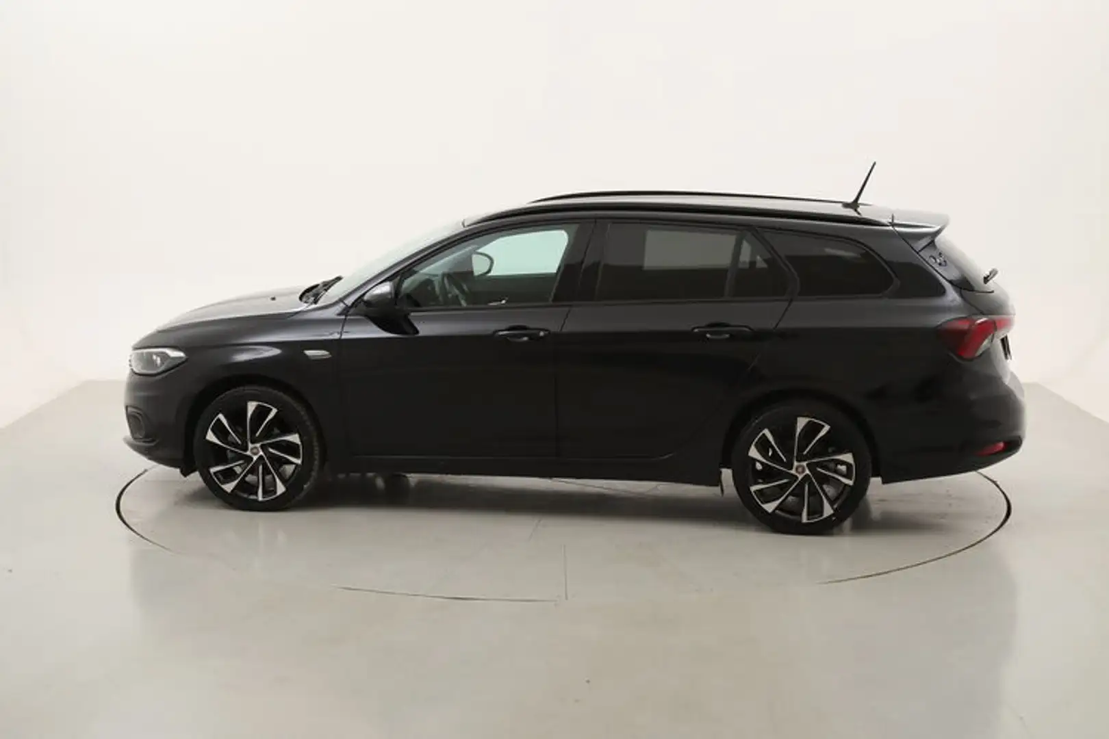 Fiat Tipo SW S-Design DCT 1.6 Diesel 120CV Nero - 2