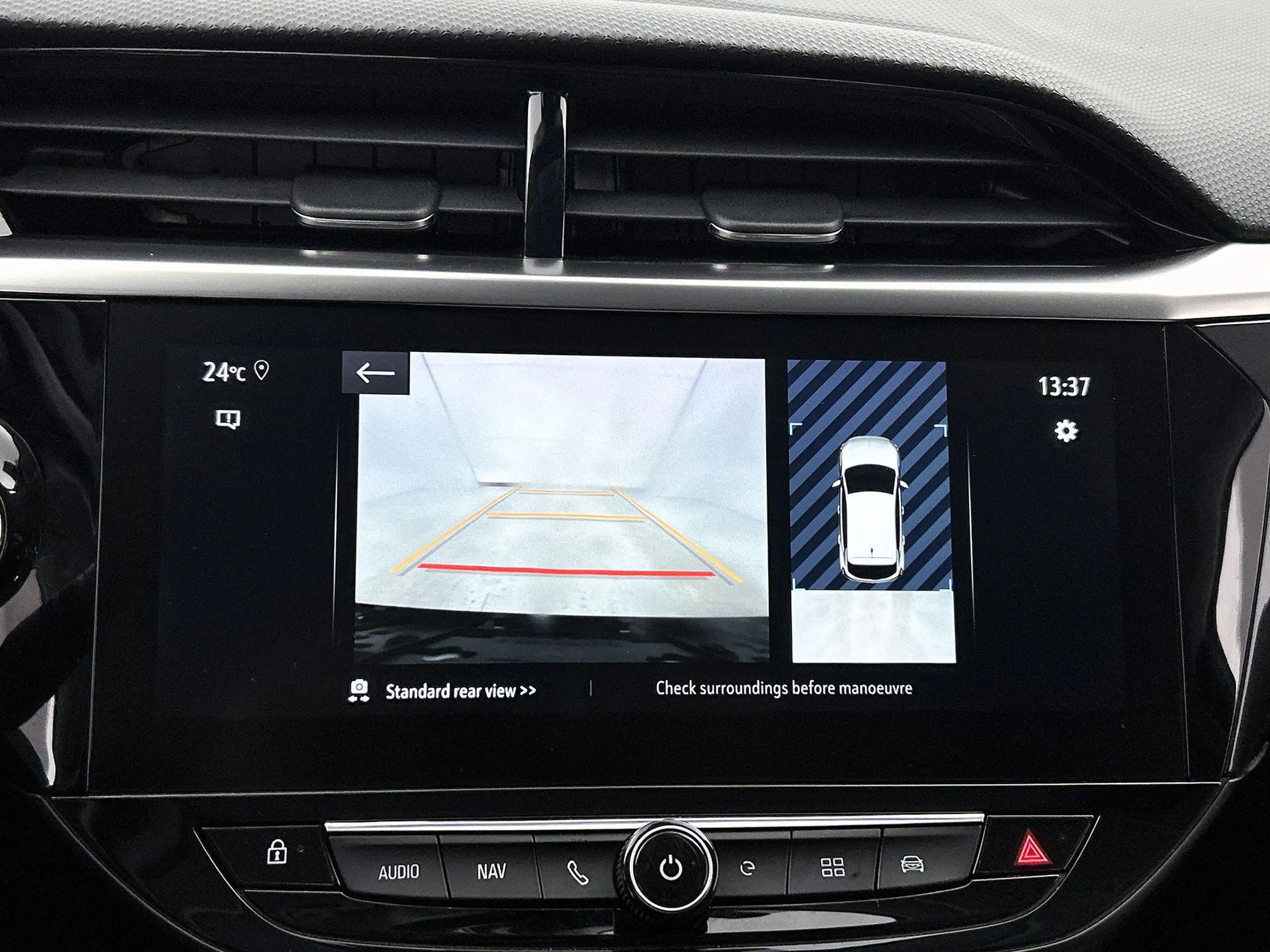 Opel Corsa-e Elegance 50 kWh — photo 11