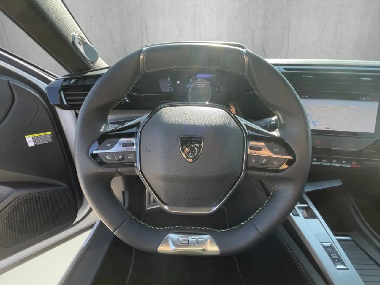 Peugeot 408 GT PT 130 EAT8 PANO LED Navi Memory Sitze Soundsys, миниатюра 10
