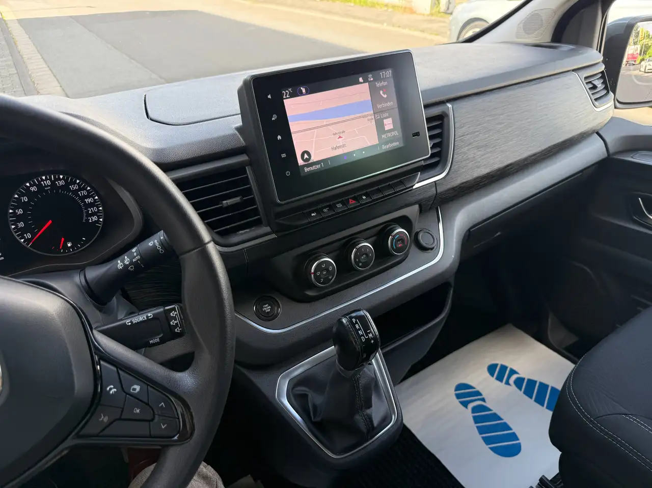Renault Trafic 2.0 dCi Life L1H1 3,0t Automatik (8xSITZER*AHK), миниатюра 14