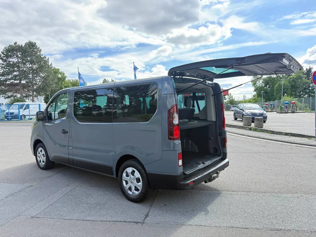 Renault Trafic 2.0 dCi Life L1H1 3,0t Automatik (8xSITZER*AHK), миниатюра 7