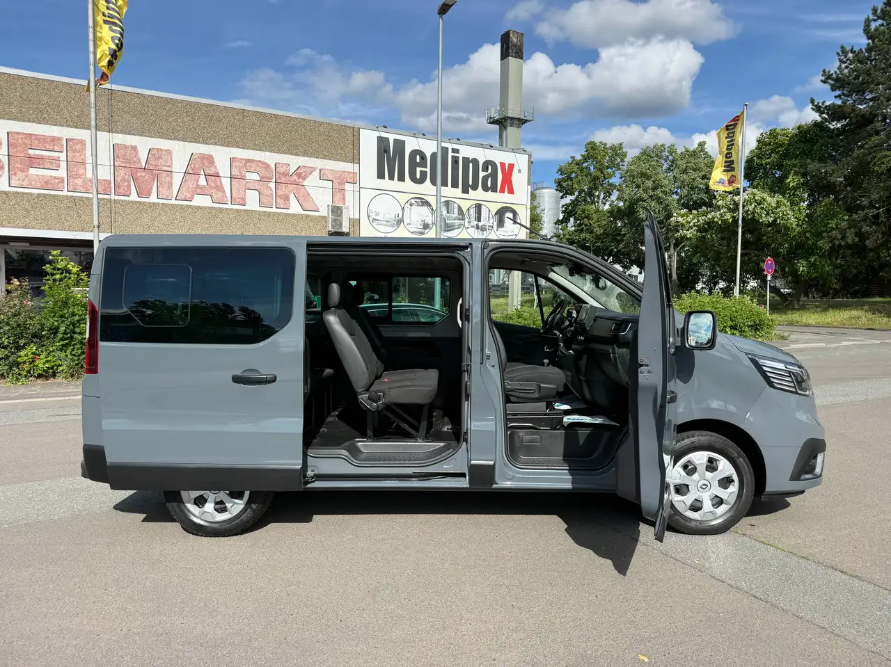 Renault Trafic 2.0 dCi Life L1H1 3,0t Automatik (8xSITZER*AHK), миниатюра 4