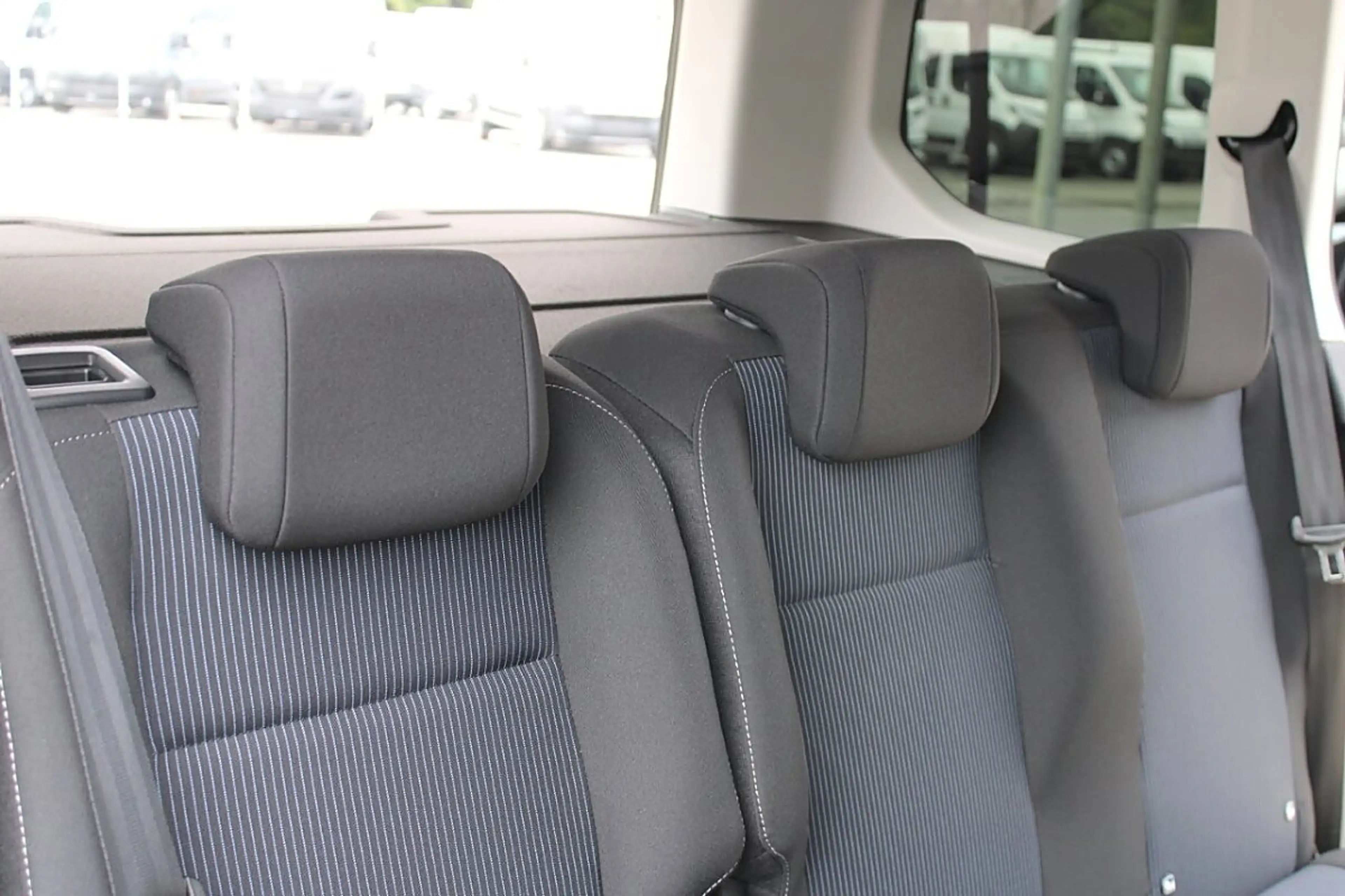 Fiat Doblo Doblò/Qubo L 130Automatik La Prima Top Austattung — photo 15